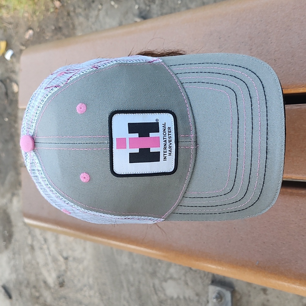 International Harvester IH Hat Farm Implement Gray Snapback Baseball Cap Hat